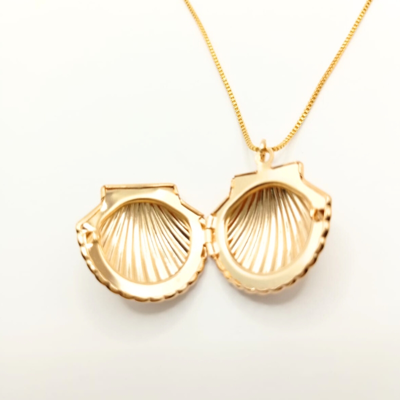 Chocker Concha Alba Banho Ouro 18K